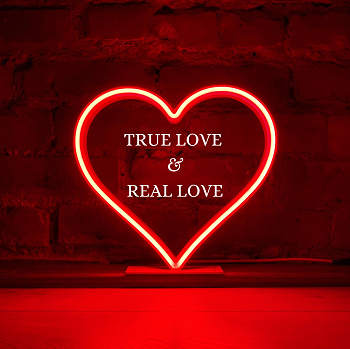 , True love là gì? Real love là gì? Dấu hiệu nhận biết của True love hay Real love